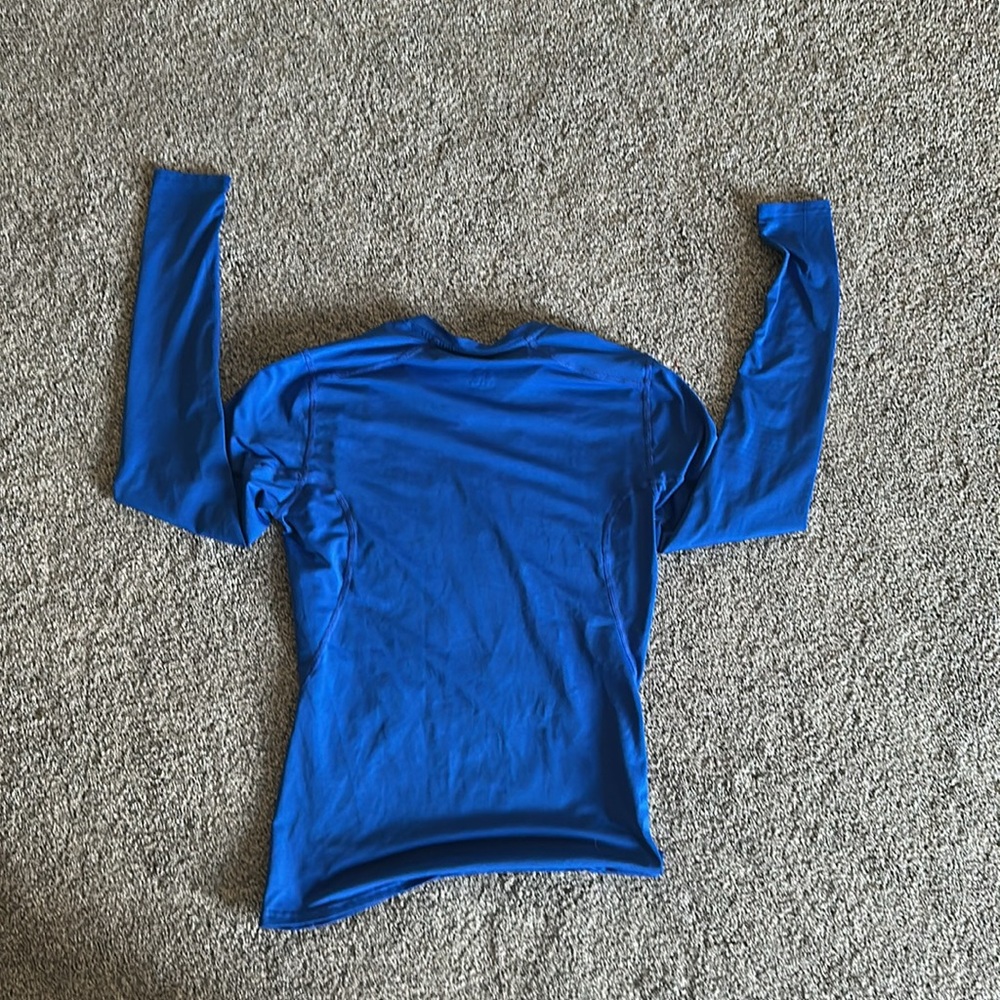 Blue undershirt - Picture 3 of 3